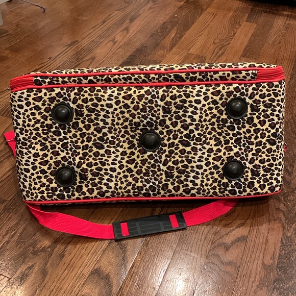 Leopard travel bag - Picture 7 of 11